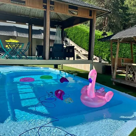 Domaine 2 La Tour, & Spas * Beauzac
