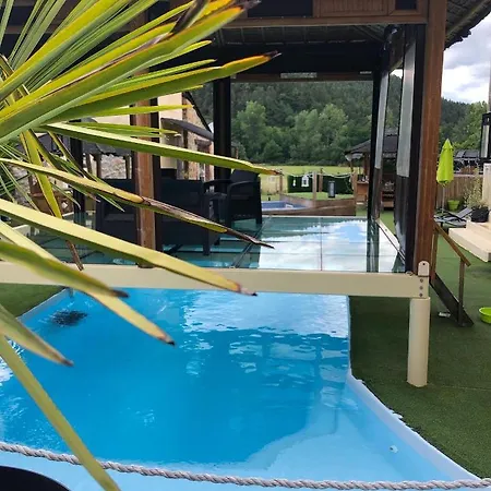 Appartement Domaine 2 La Tour, & Spas Beauzac